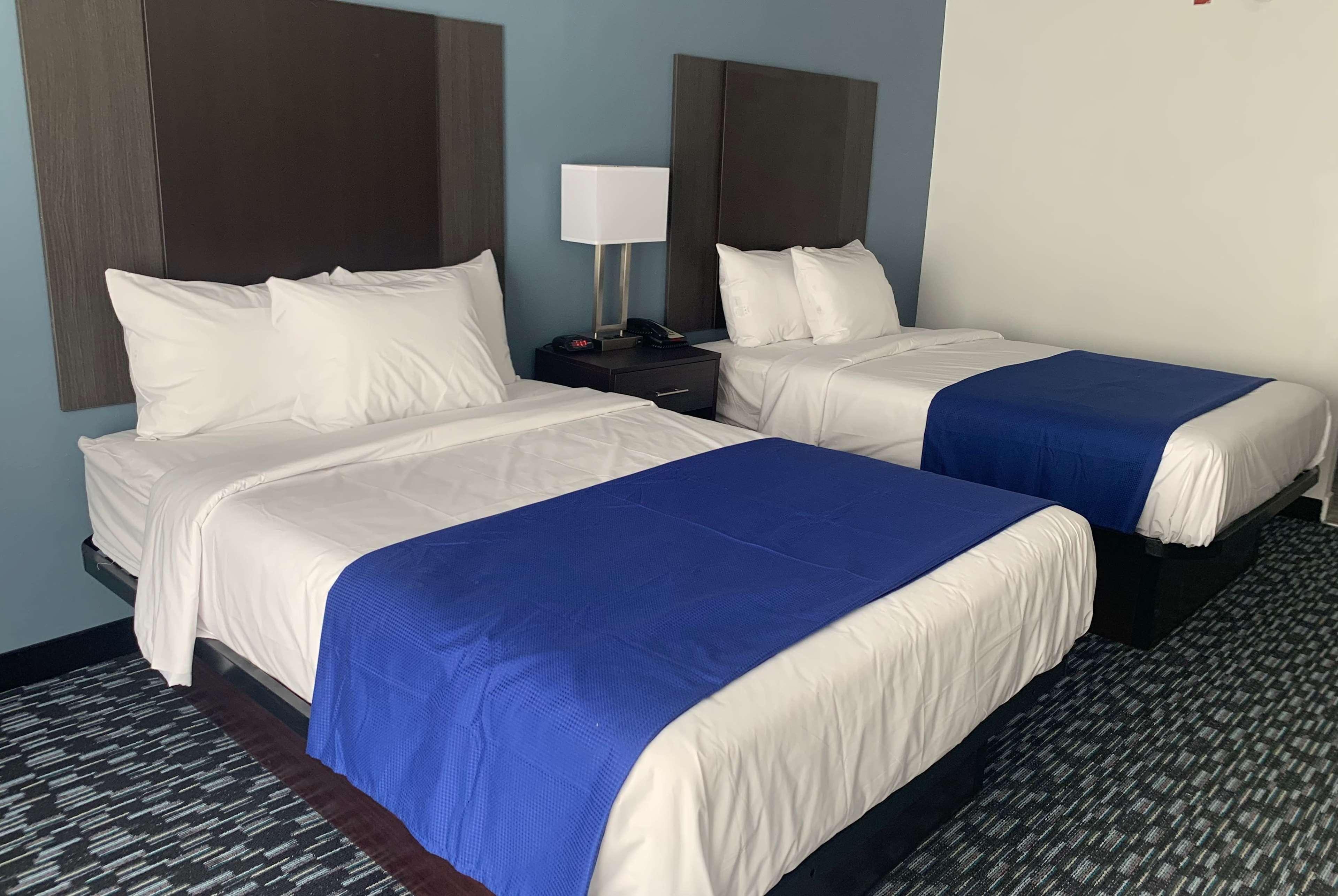 Baymont By Wyndham Charlotte University Εξωτερικό φωτογραφία